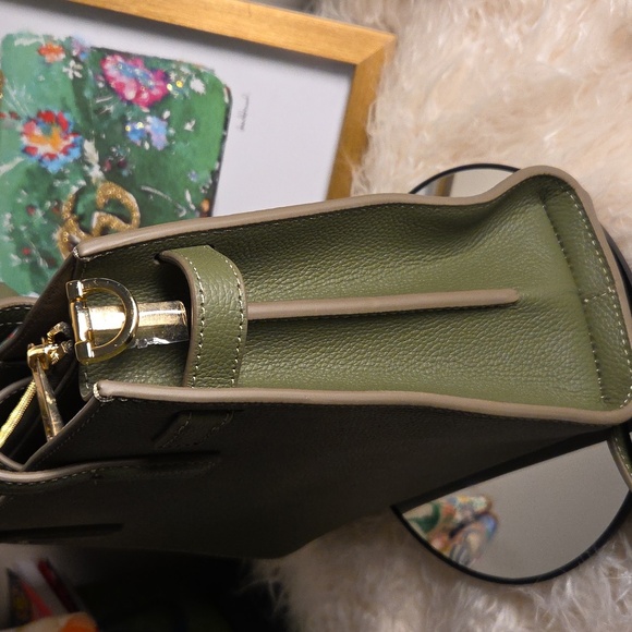 Quince NWTs Italian Leather Small Triple Compartment Satchel - Picture 7 of 12